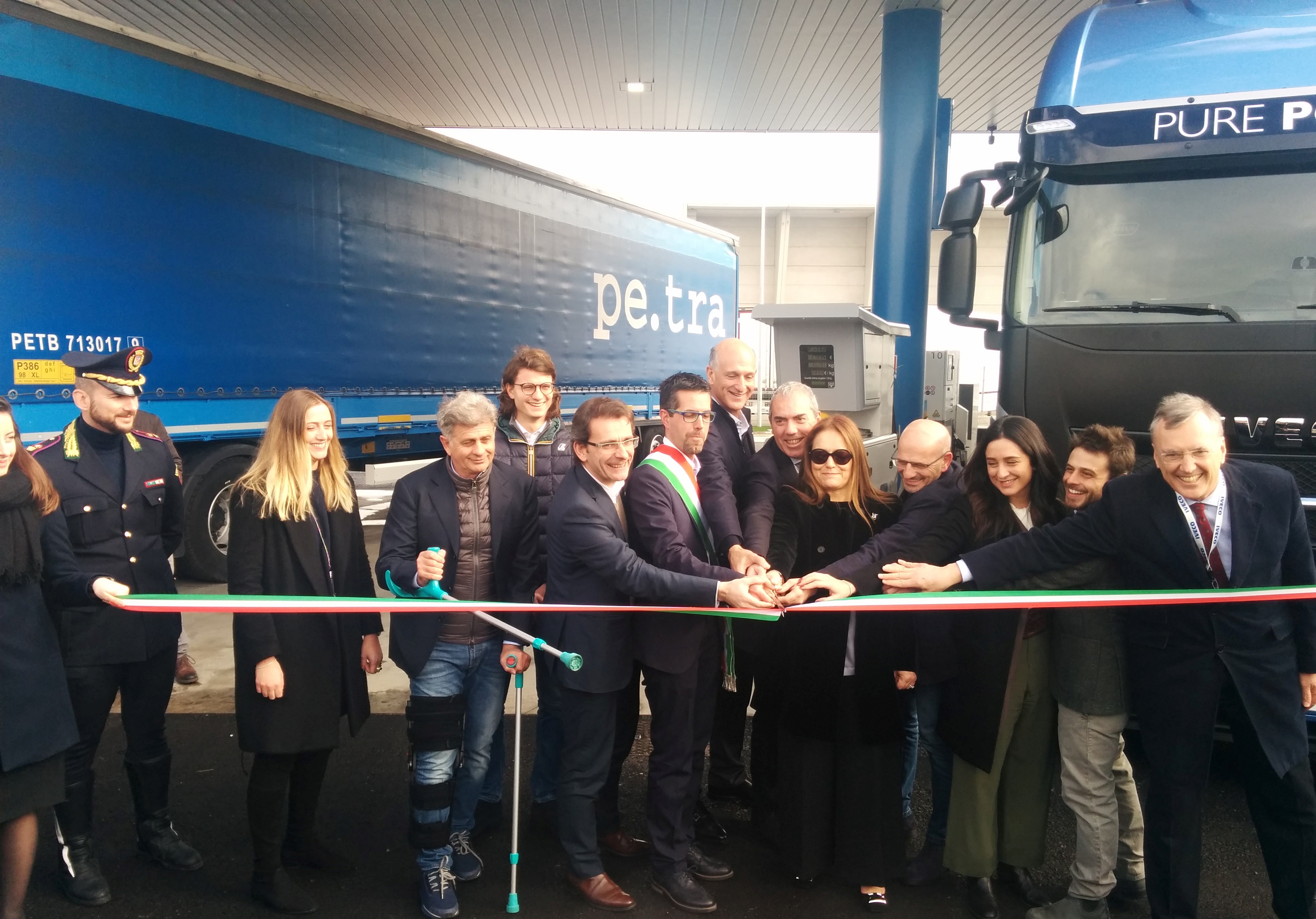 Nuova stazione GNL di pe.tra con Iveco, un impianto molte novità