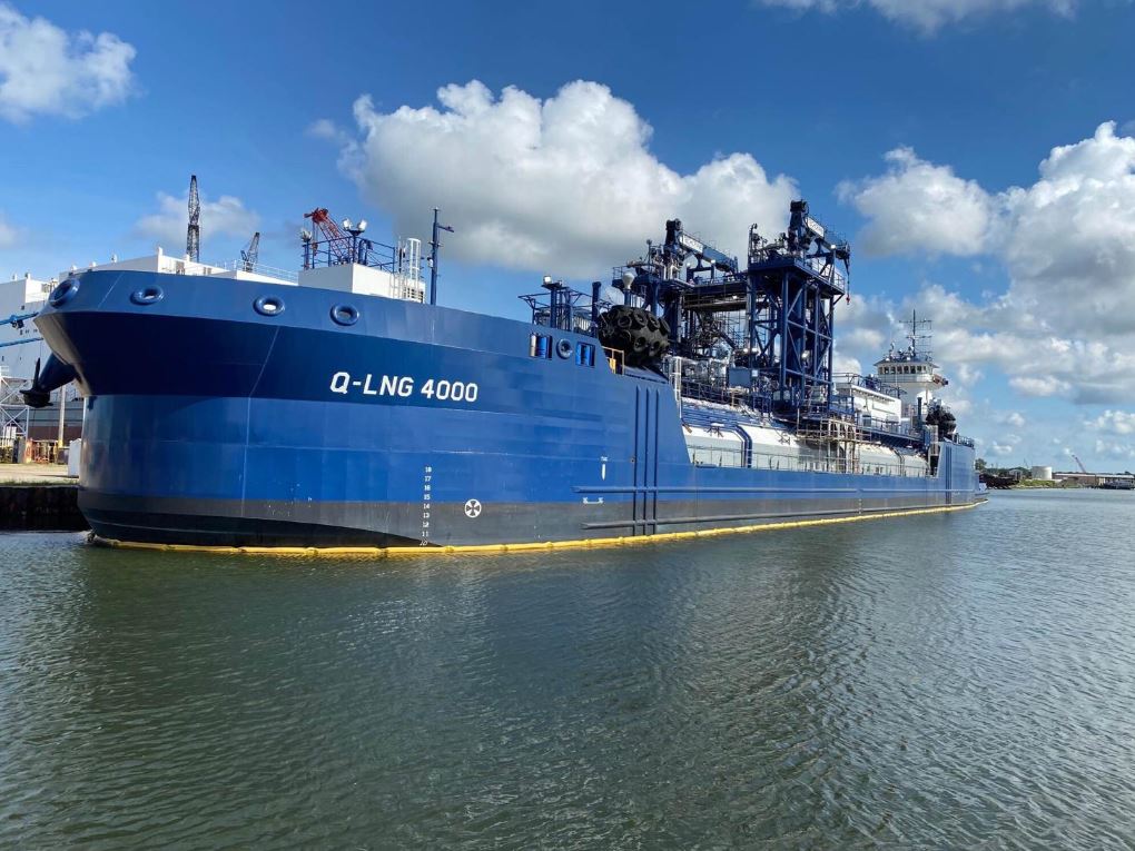 LNG ships on transatlantic routes