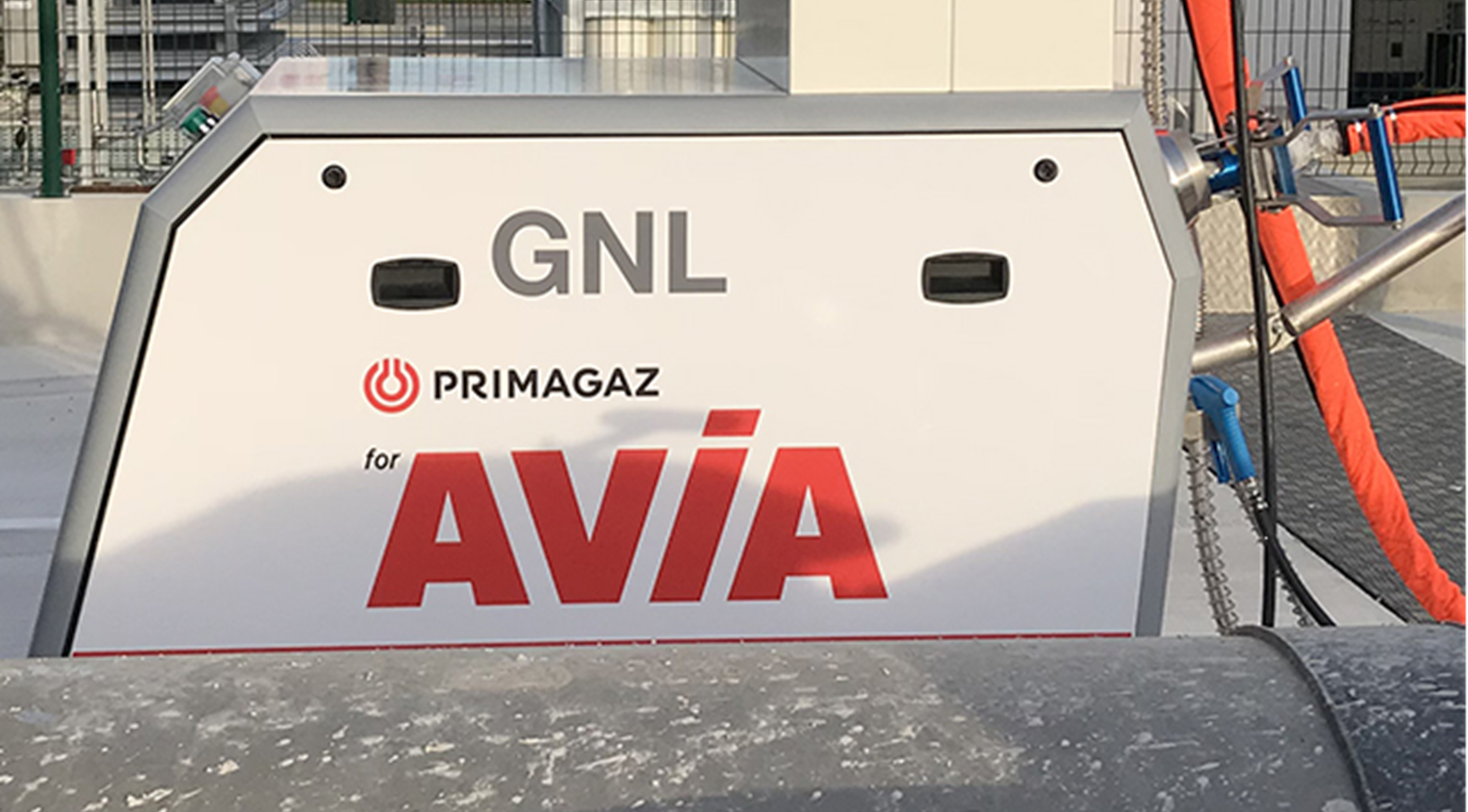 Third Avia/Primagaz LNG distributor near Lyon