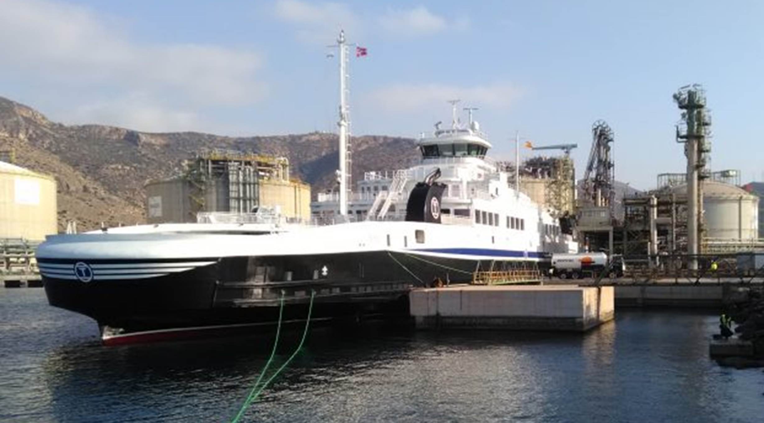 Repsol bunkers two LNG Norwegian ferries in the Ports of Cartagena and Ferrol