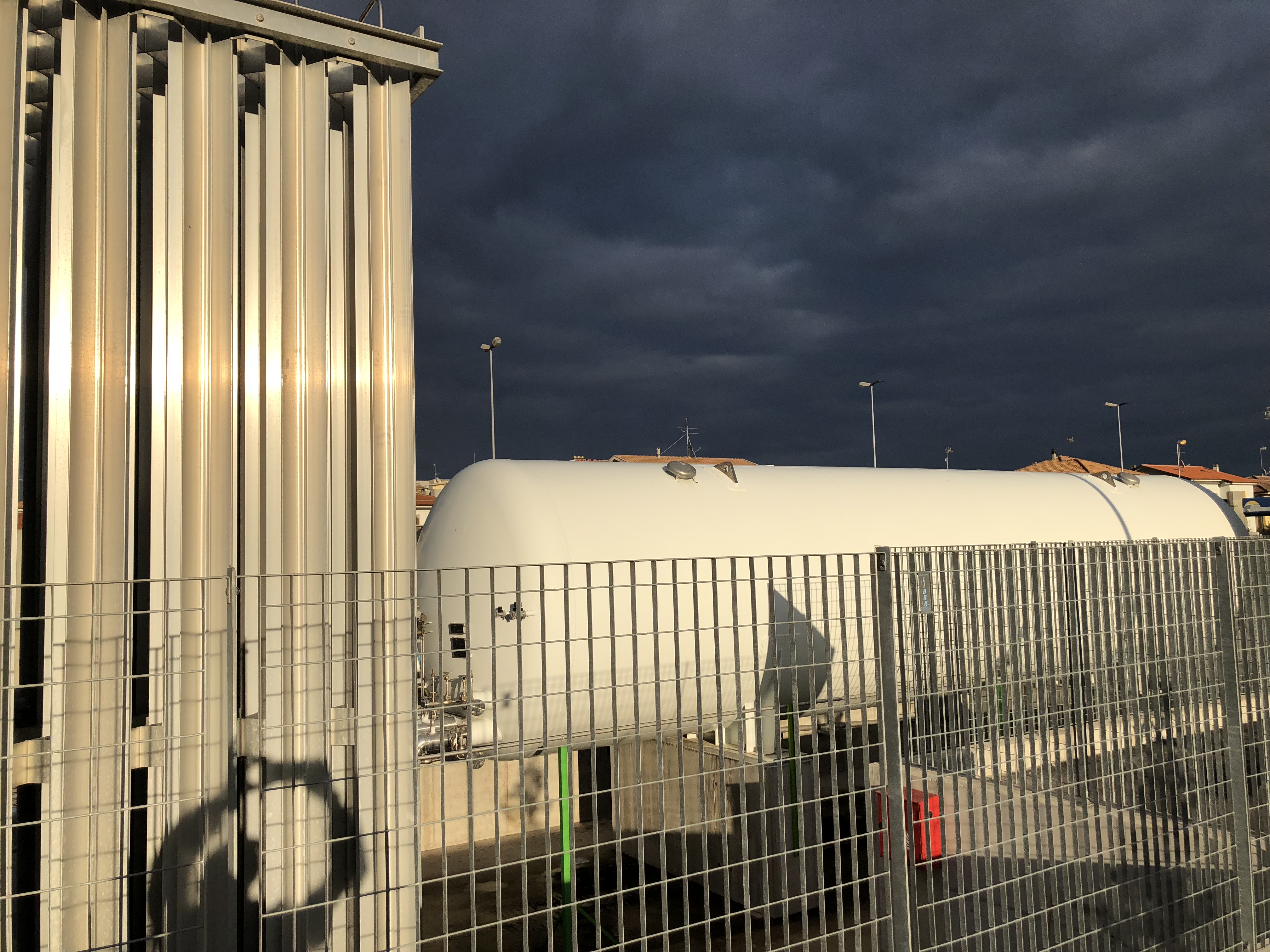 LNG service station for trucks in the Fano cryogenic plant