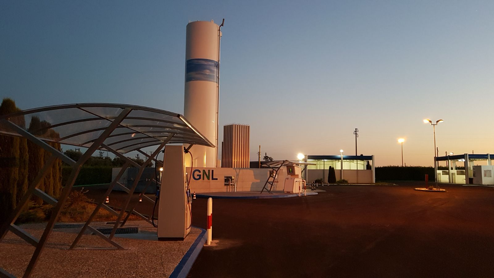 First LNG station in Southern Italy (municipality of Mesagne)