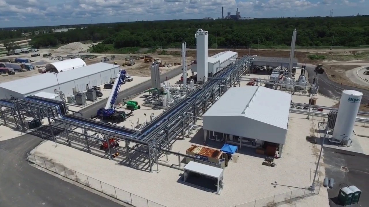 Dominion Energy strengthens in US small-scale LNG